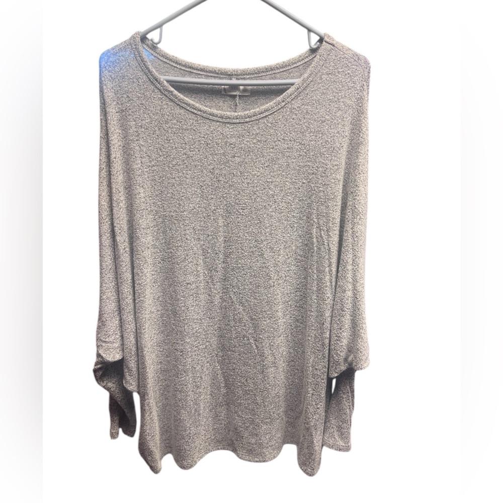 Maurice’s Women’s Grey Loose Fit Top Size XL